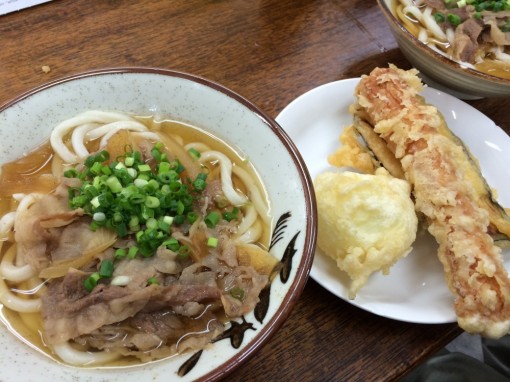 肉うどん 【 味庄 】